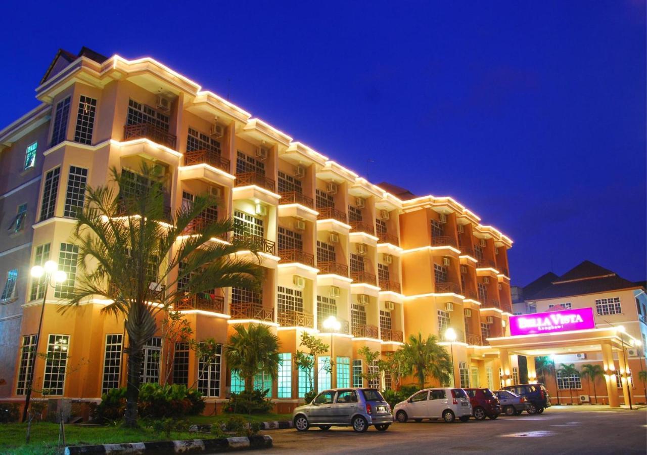 Bella Vista Express Hotel Pantai Cenang  Ngoại thất bức ảnh