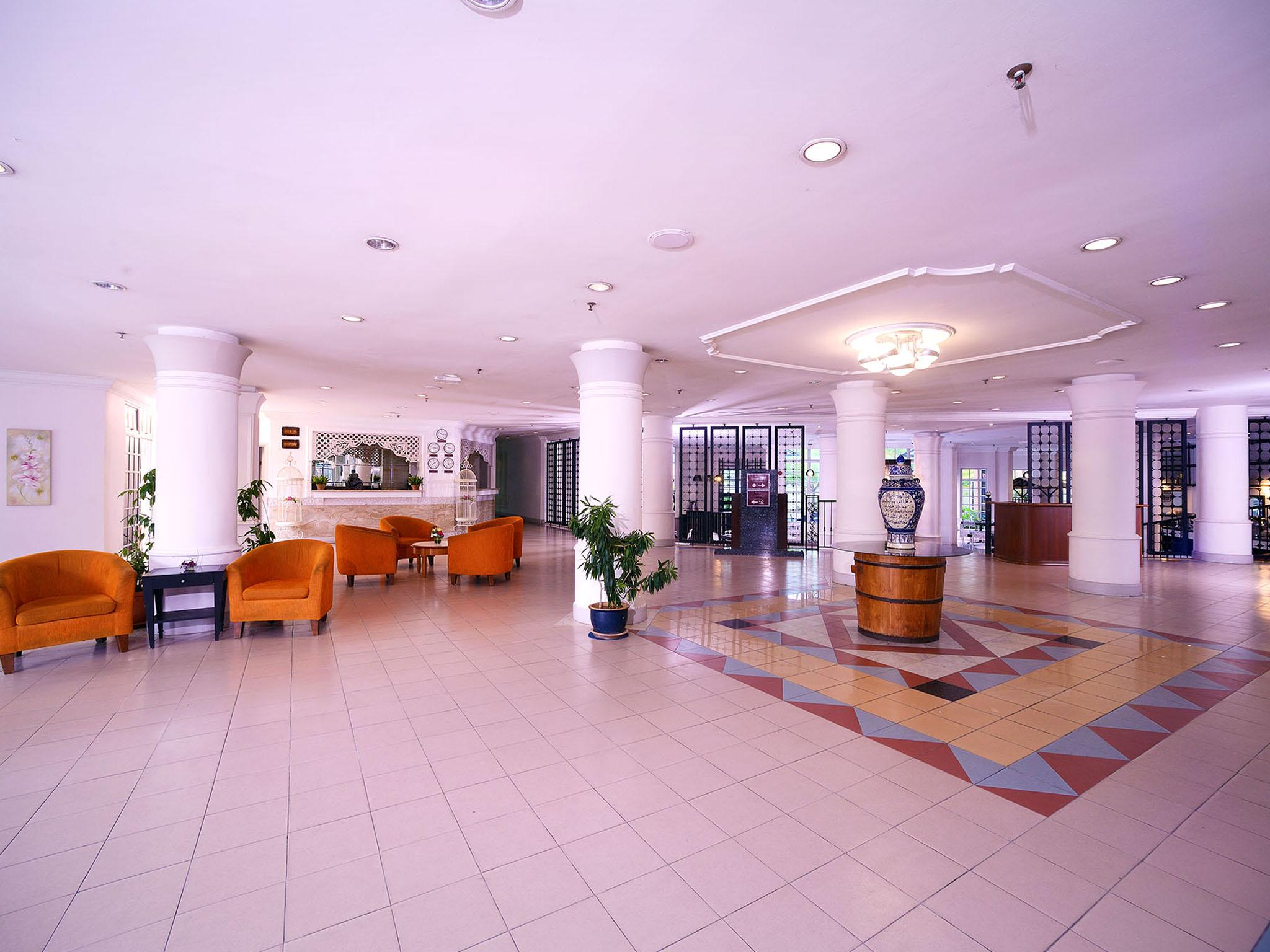 Bella Vista Express Hotel Pantai Cenang  Ngoại thất bức ảnh