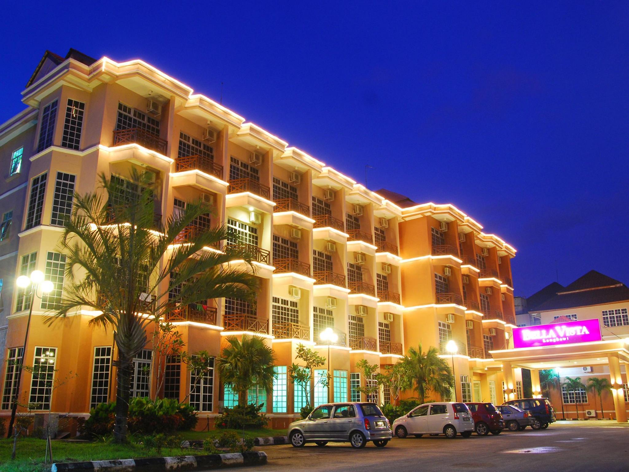 Bella Vista Express Hotel Pantai Cenang  Ngoại thất bức ảnh
