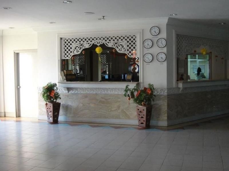 Bella Vista Express Hotel Pantai Cenang  Ngoại thất bức ảnh