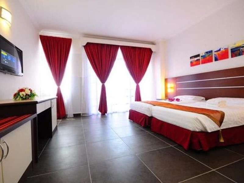 Bella Vista Express Hotel Pantai Cenang  Ngoại thất bức ảnh